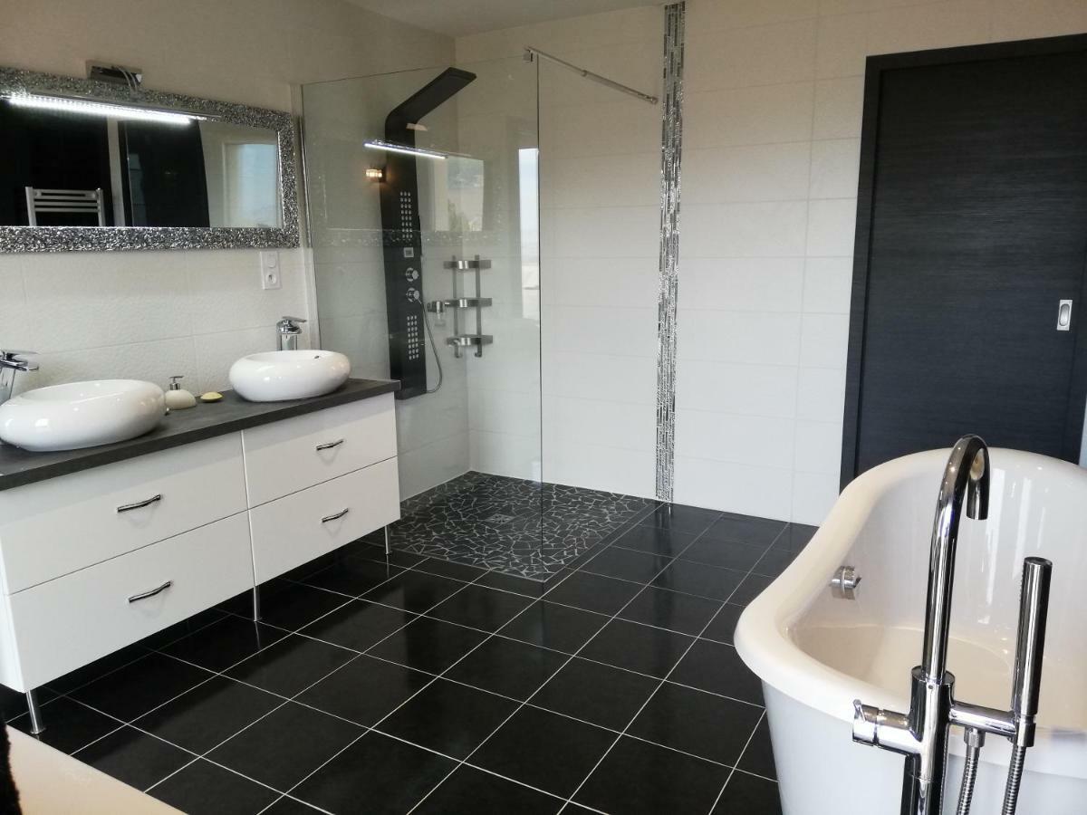 Chambres D'Hotes Luxe Et Serenite Theize Kültér fotó